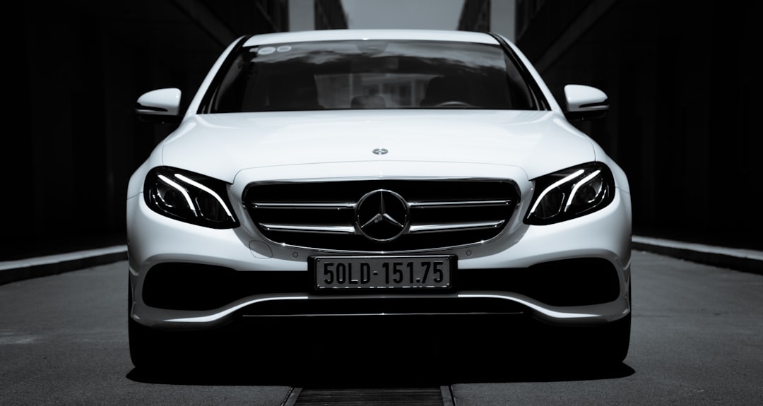 Choose JoyrideAura for Unmatched Car Rental Services